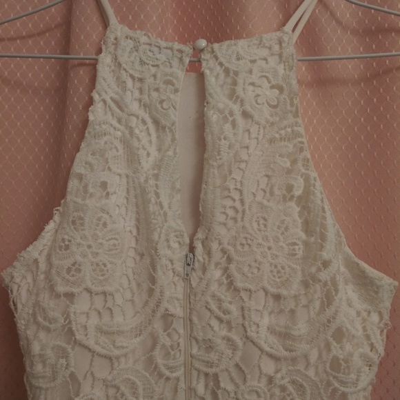 Dress - Picture 3 of 8